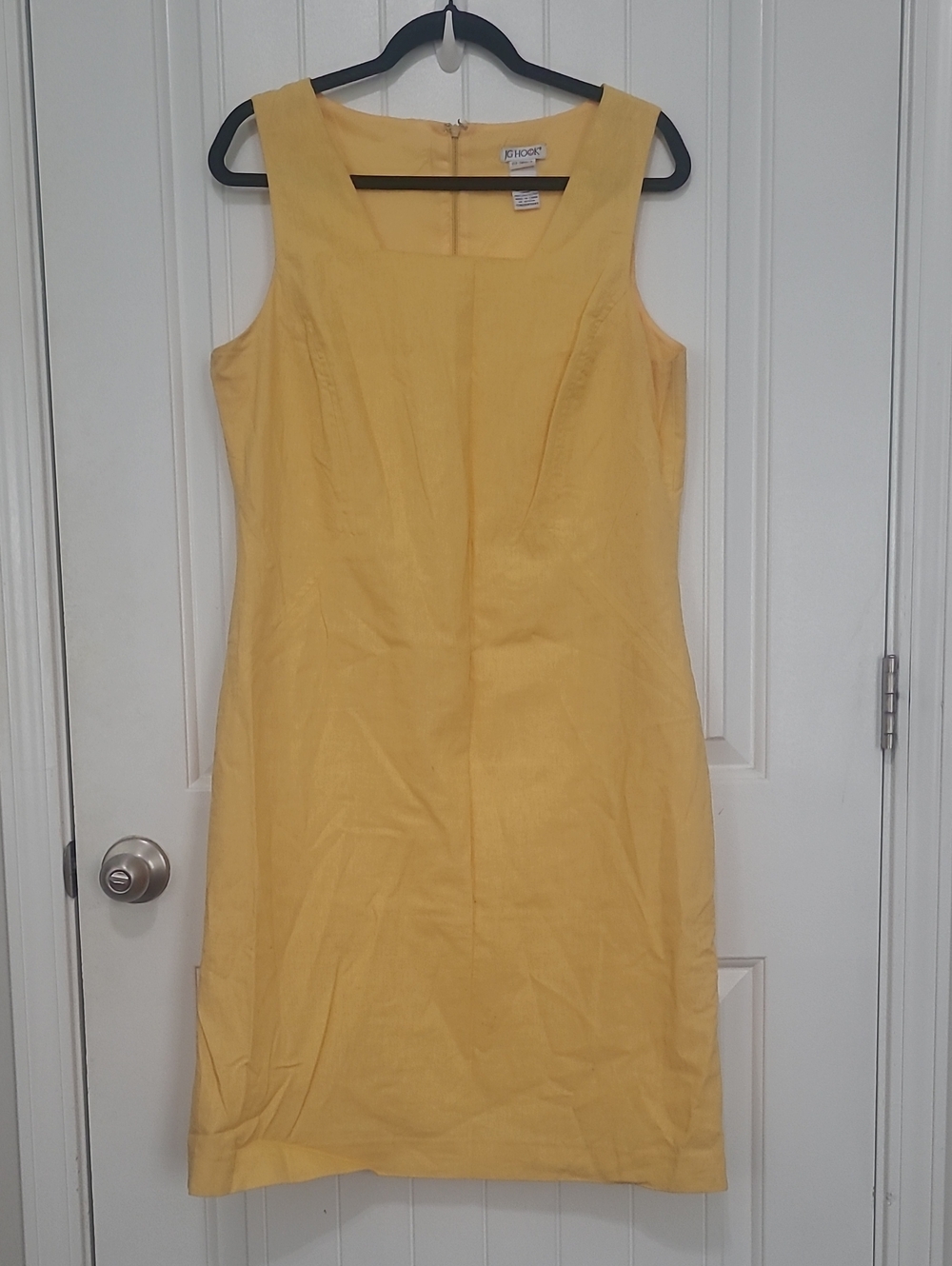 St. John Yellow Sleeveless Sheath Dress